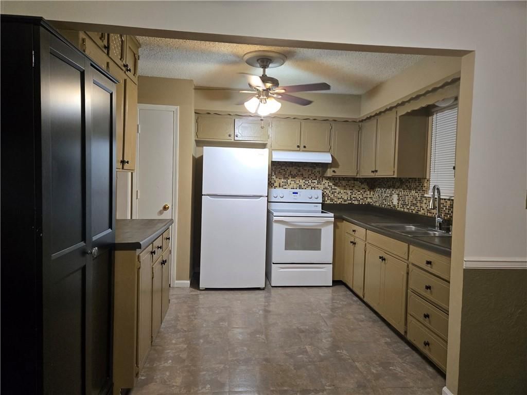 400 SE 21st Street — photo 5