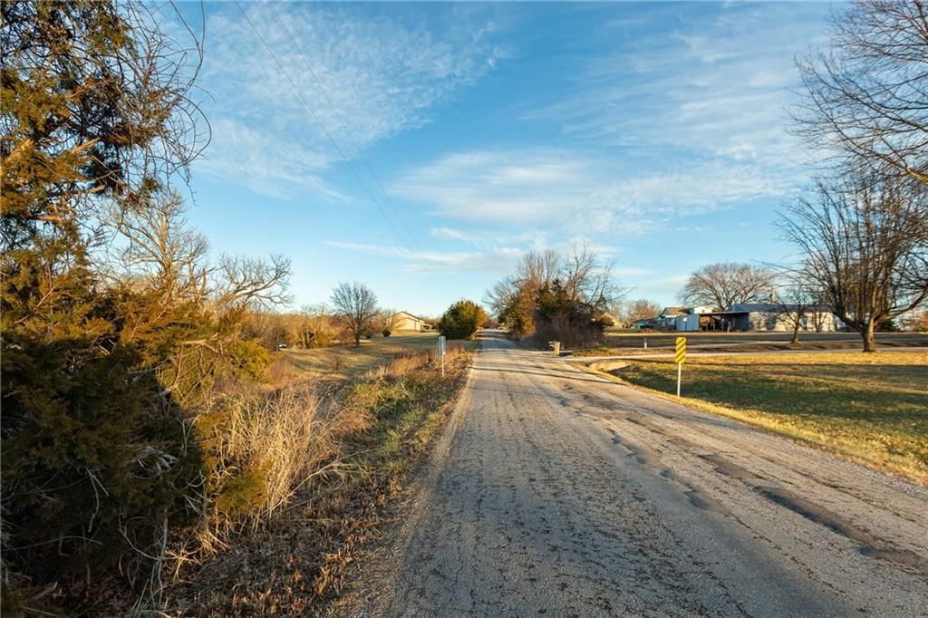 38502 E Parrent Road — photo 8