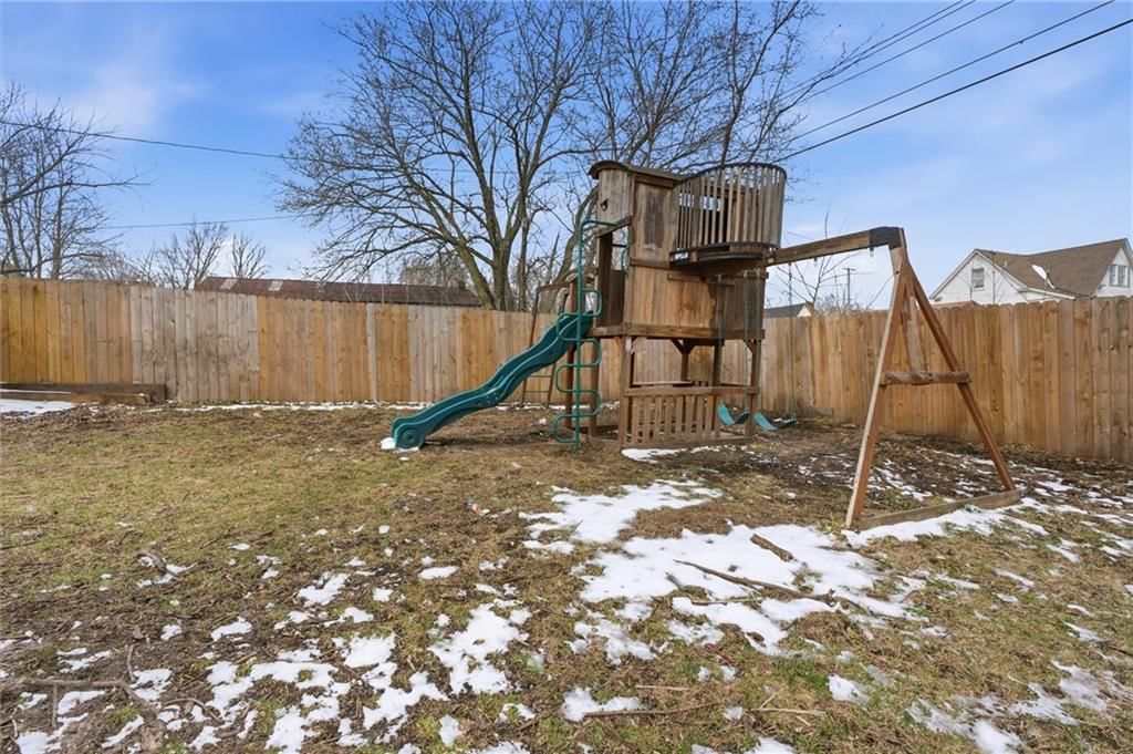 337 E 5th Street — photo 18