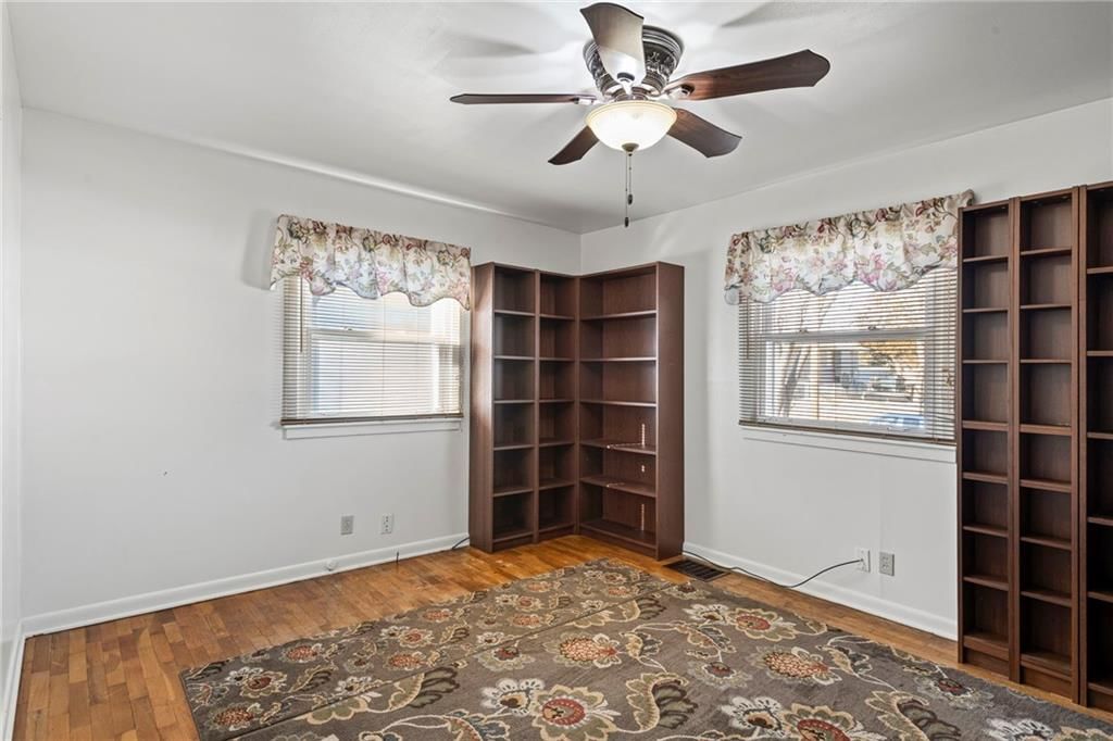 923 Kickapoo Street — photo 13