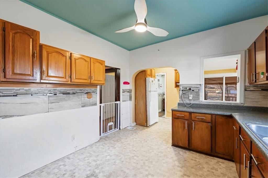1701 W Walnut Street — photo 10