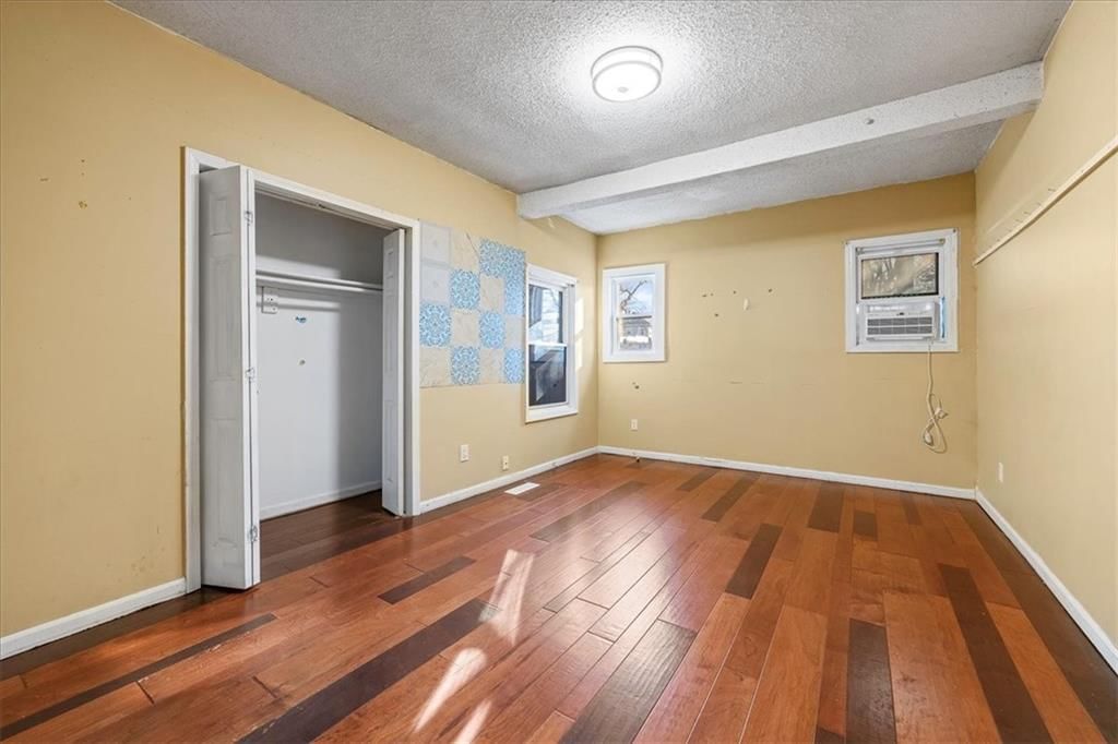 1701 W Walnut Street — photo 19