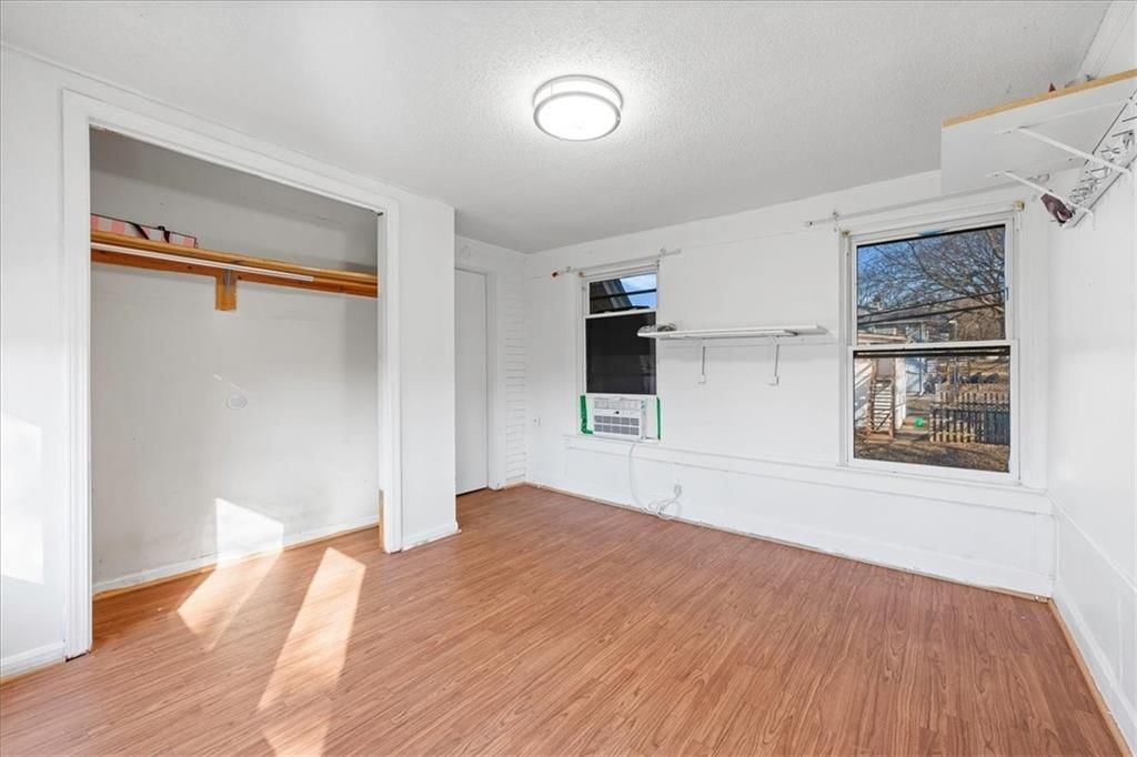 1701 W Walnut Street — photo 22