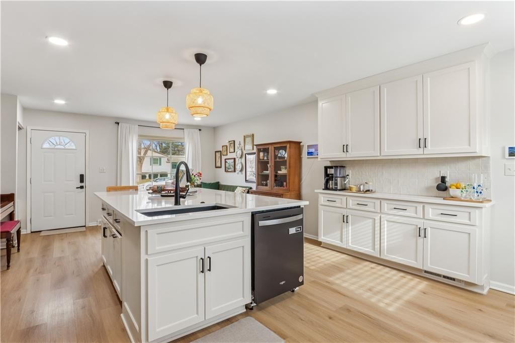 9231 W 100th Street — photo 7
