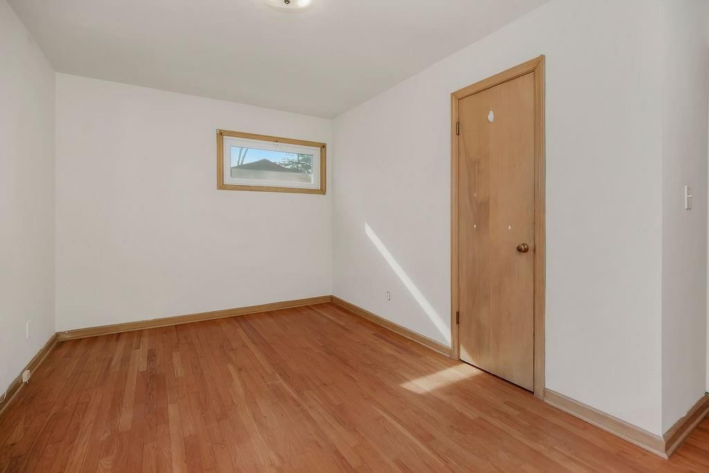 5545 N Woodland Avenue — photo 11