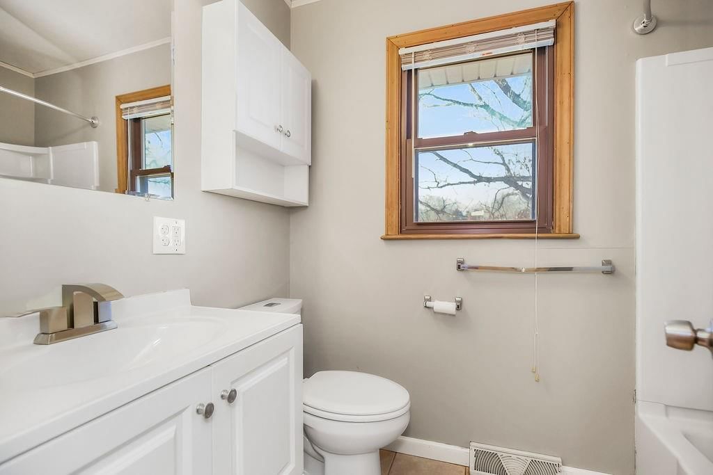 5545 N Woodland Avenue — photo 12