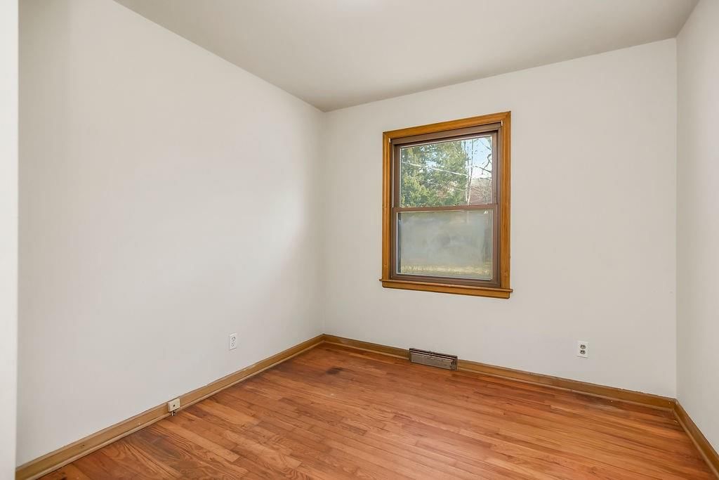 5545 N Woodland Avenue — photo 14
