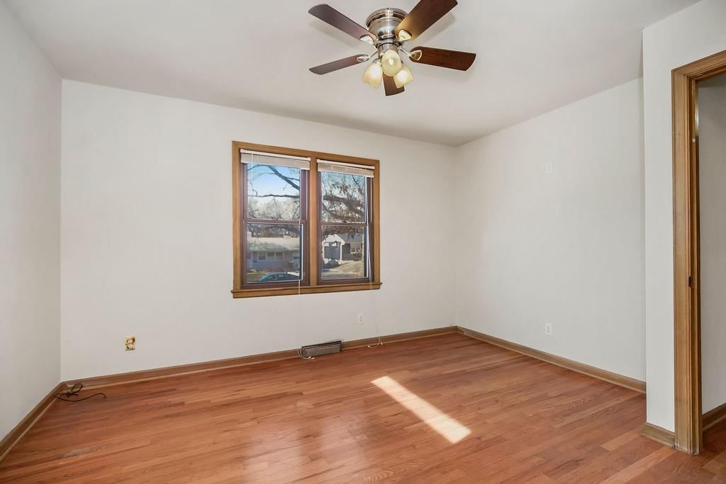 5545 N Woodland Avenue — photo 16