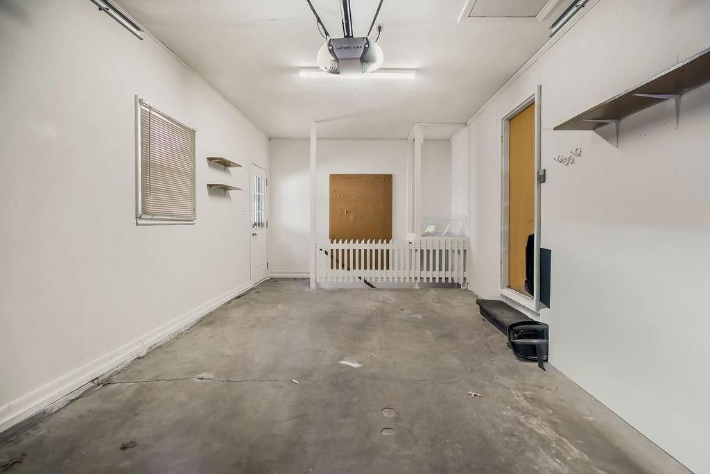 5545 N Woodland Avenue — photo 22