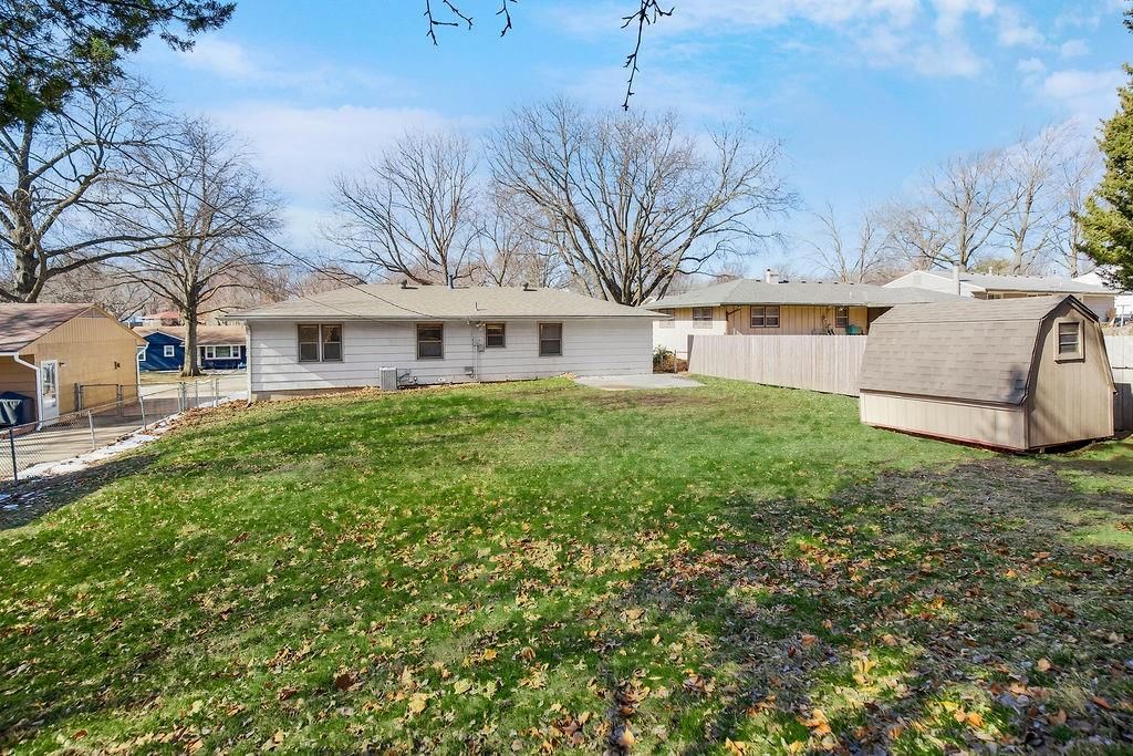 5545 N Woodland Avenue — photo 27