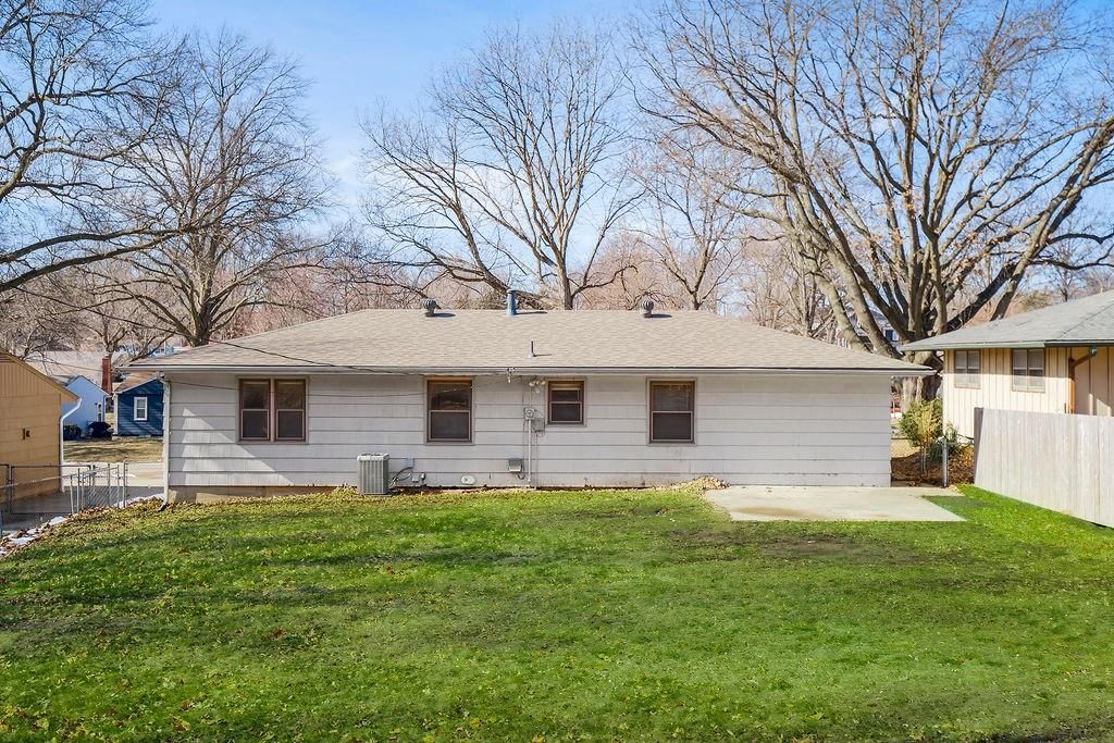 5545 N Woodland Avenue — photo 28