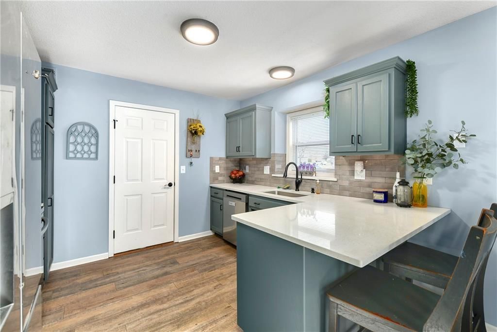 15609 Pebble Drive — photo 12