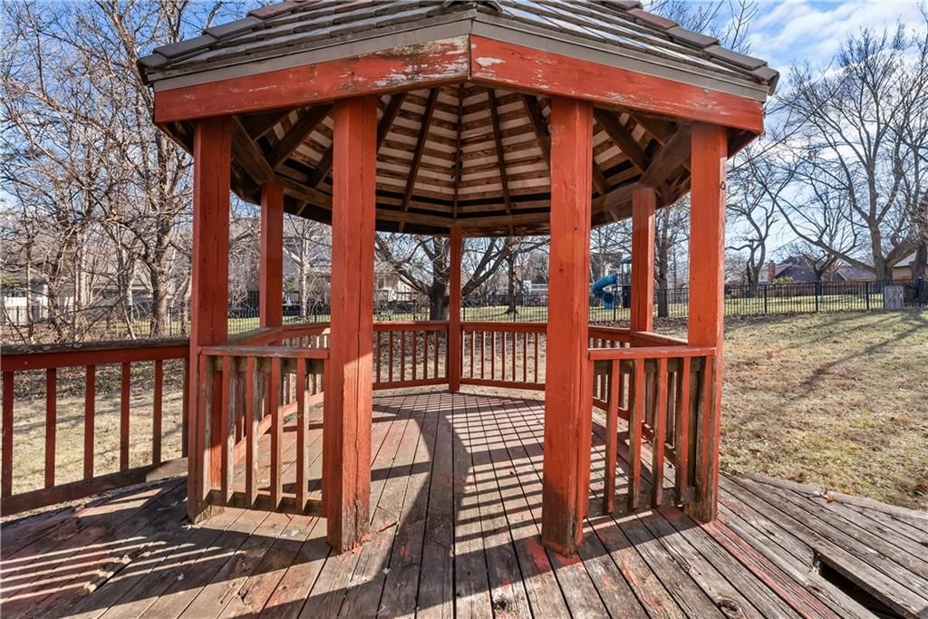 2309 W 127th Street — photo 9