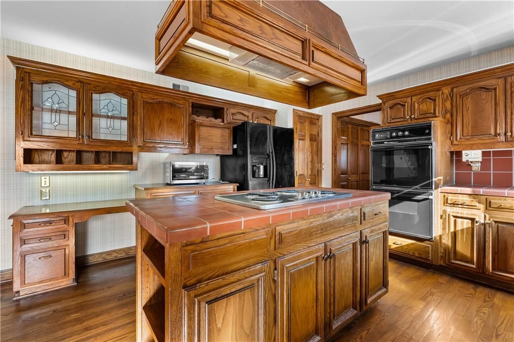 2309 W 127th Street — photo 22