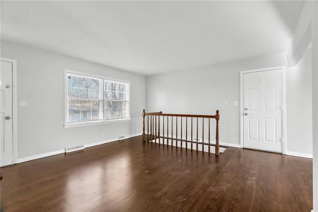 6215 N Garfield Street — photo 5