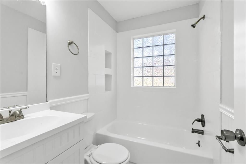 6215 N Garfield Street — photo 11