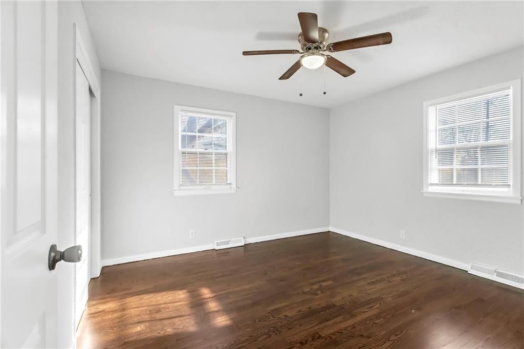 6215 N Garfield Street — photo 17