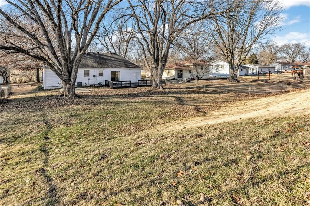 6215 N Garfield Street — photo 25