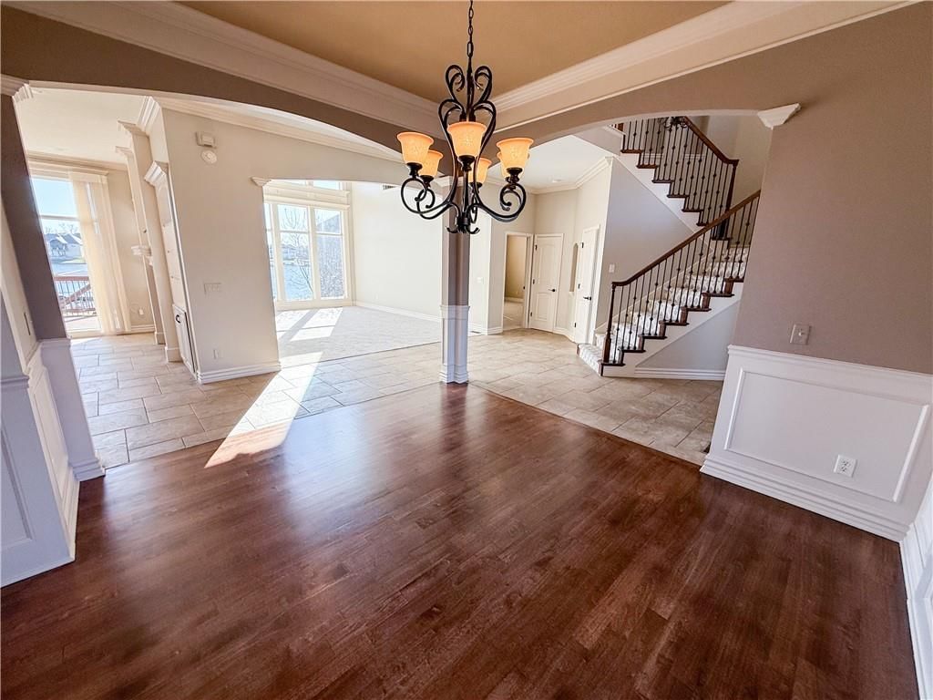 1427 Young Circle — photo 9