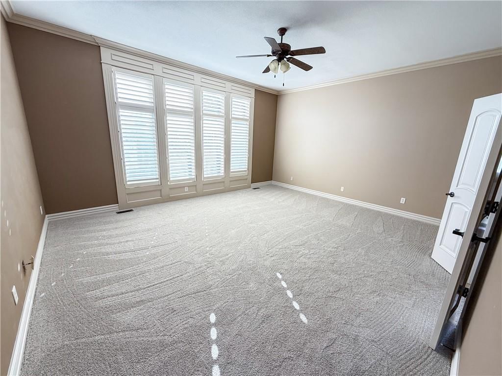 1427 Young Circle — photo 25