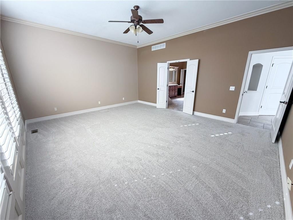 1427 Young Circle — photo 26
