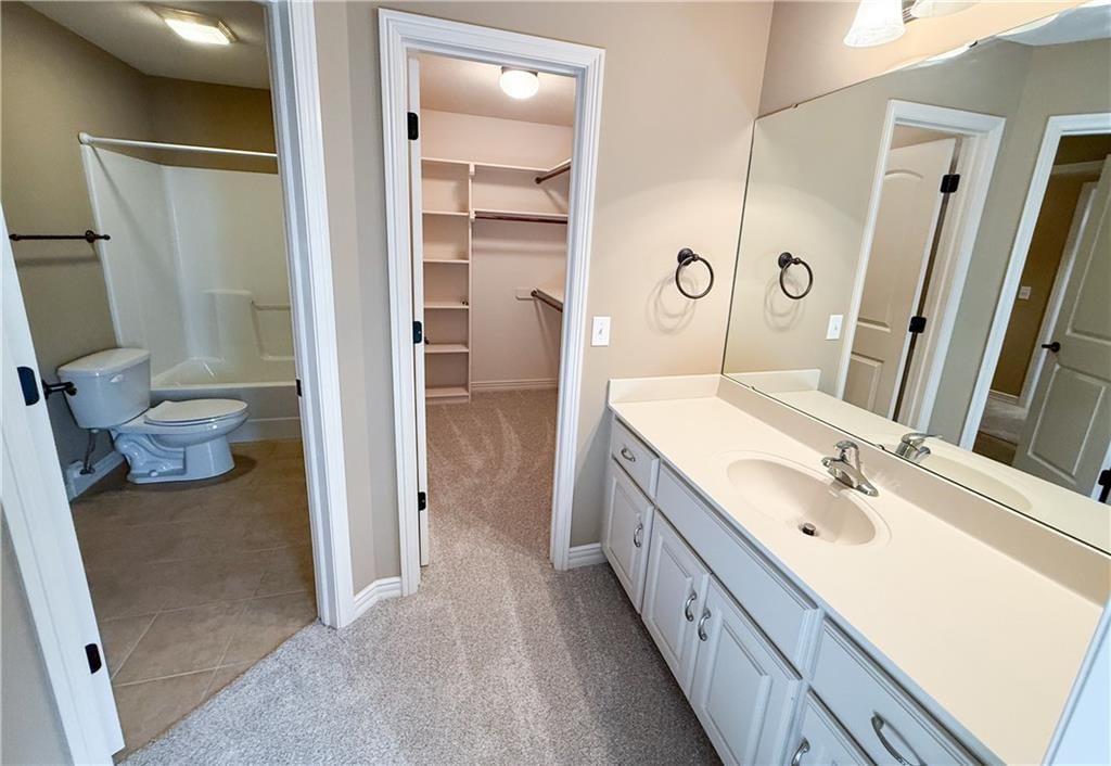 1427 Young Circle — photo 47