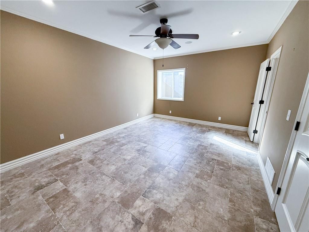 1427 Young Circle — photo 53