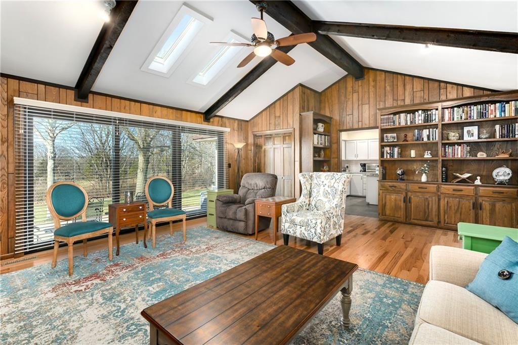 1800 Pine Ridge Drive — photo 9