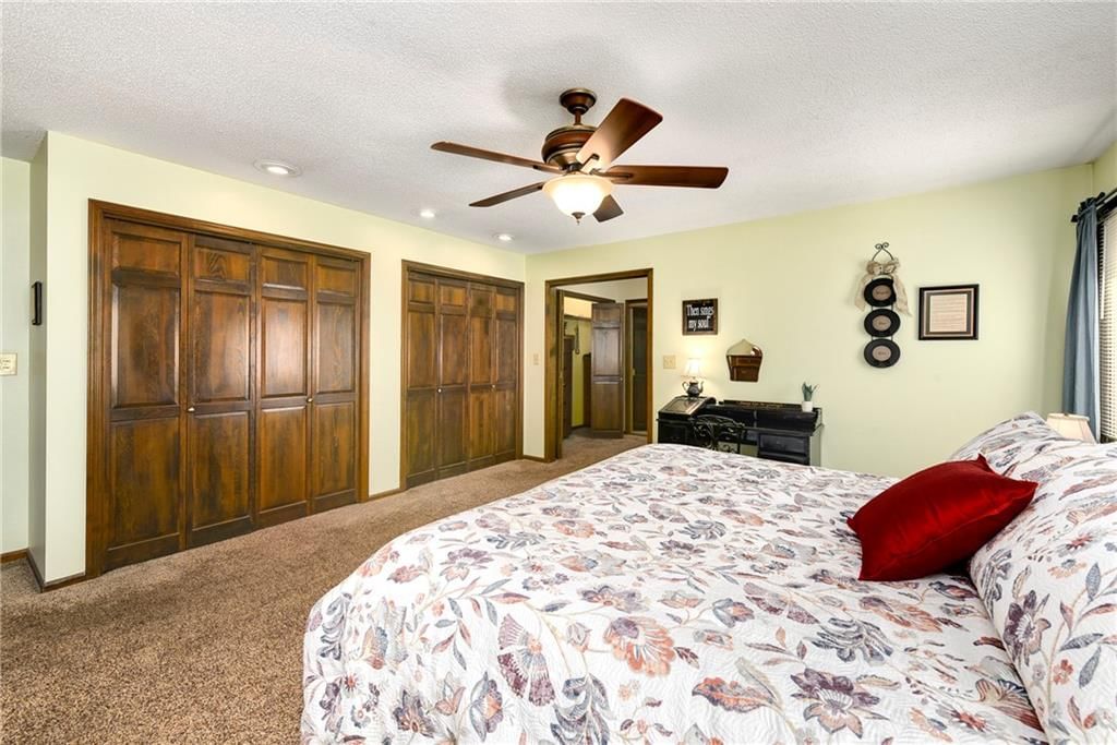 1800 Pine Ridge Drive — photo 25