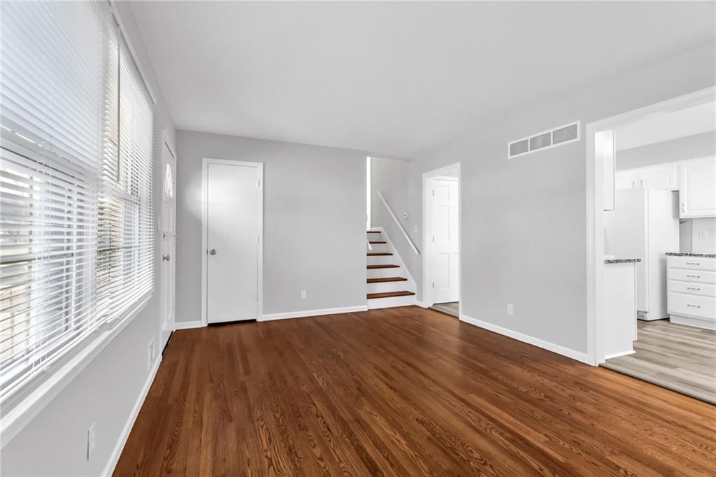 3412 S Emery Street — photo 5