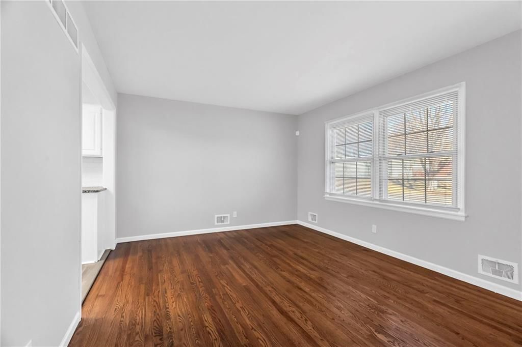 3412 S Emery Street — photo 7