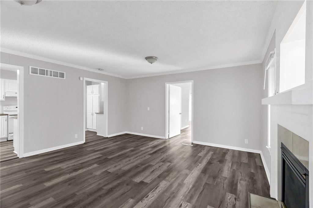 3412 S Emery Street — photo 12