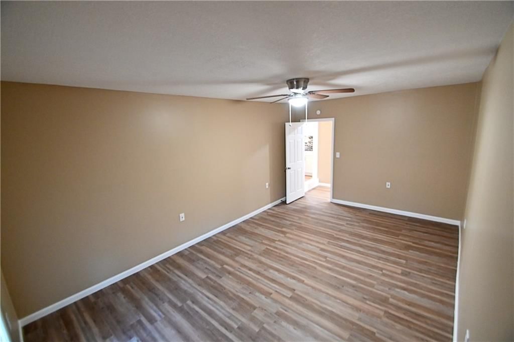 11505 Grandview Road — photo 16