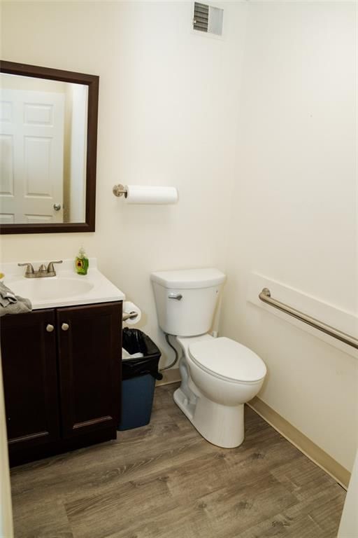 2324 Main Street — photo 17