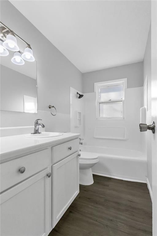 104 NW Walnut Street — photo 17