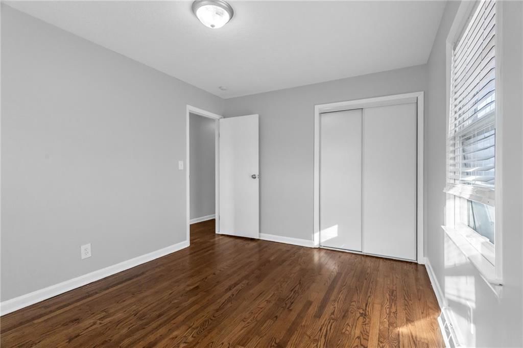104 NW Walnut Street — photo 19