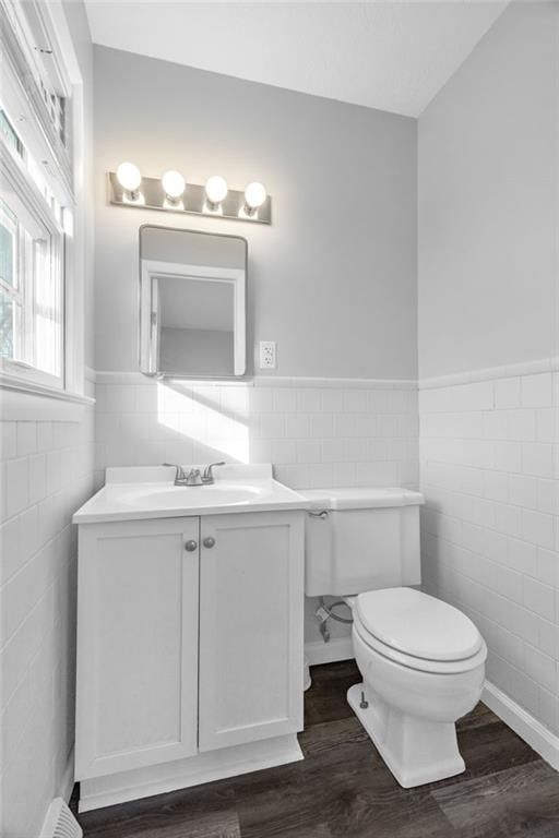 104 NW Walnut Street — photo 22