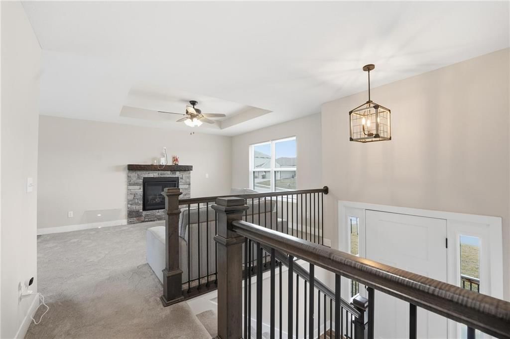 507 SW Meadowood Drive — photo 8