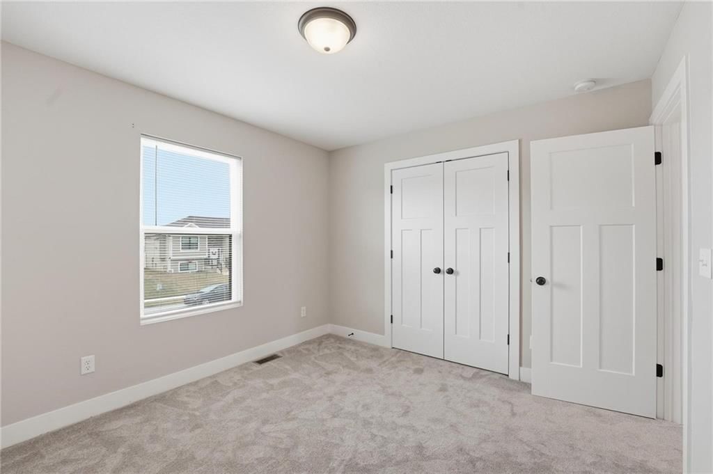 507 SW Meadowood Drive — photo 27