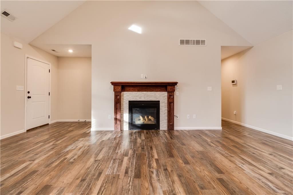 902 W 30th Street — photo 7