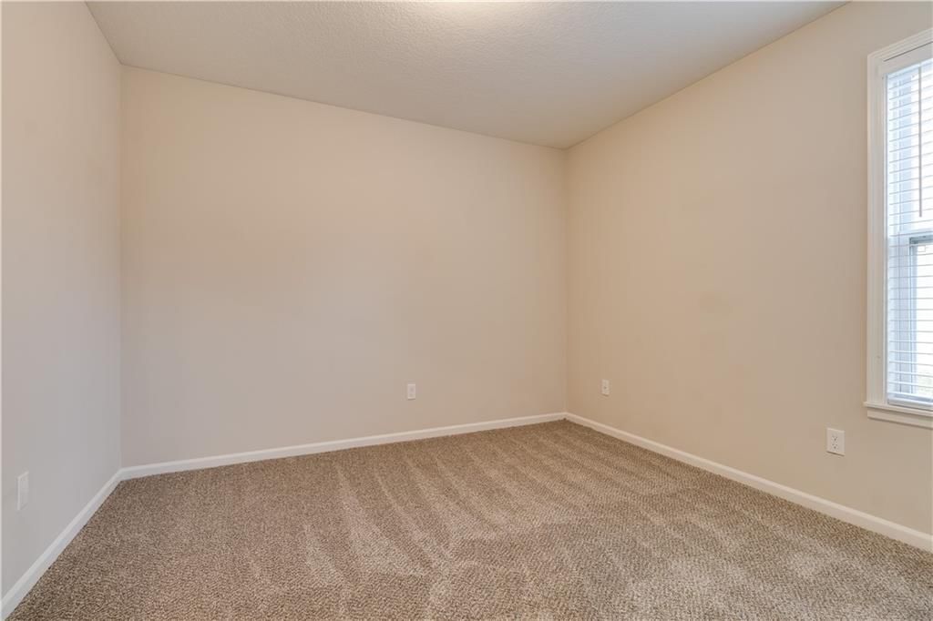 902 W 30th Street — photo 21