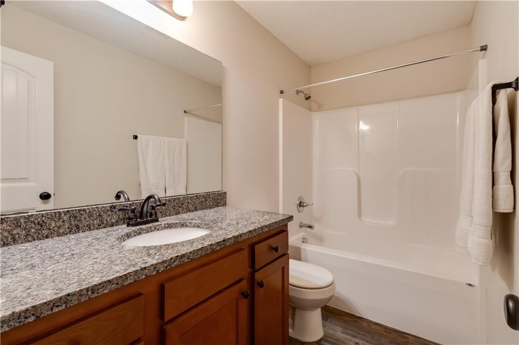 902 W 30th Street — photo 22