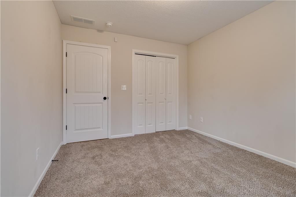 902 W 30th Street — photo 24