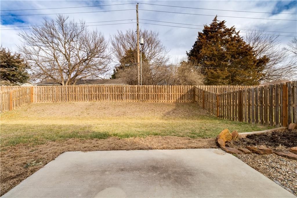 902 W 30th Street — photo 27