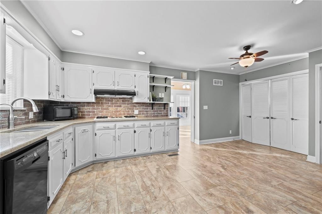 1701 Main Street — photo 15