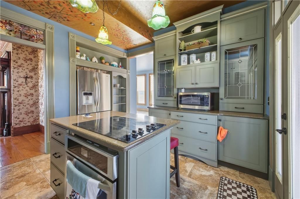 490 E Main Street — photo 17
