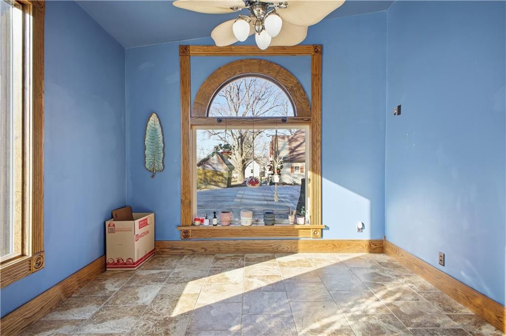 490 E Main Street — photo 24