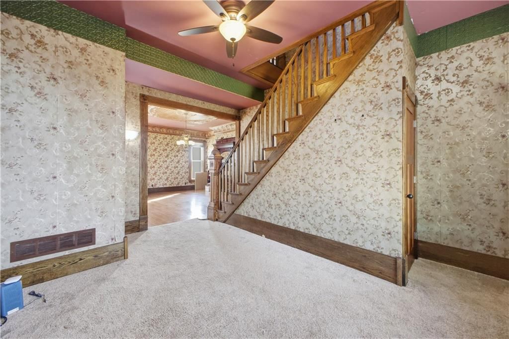 490 E Main Street — photo 31