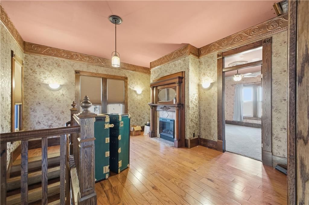 490 E Main Street — photo 36