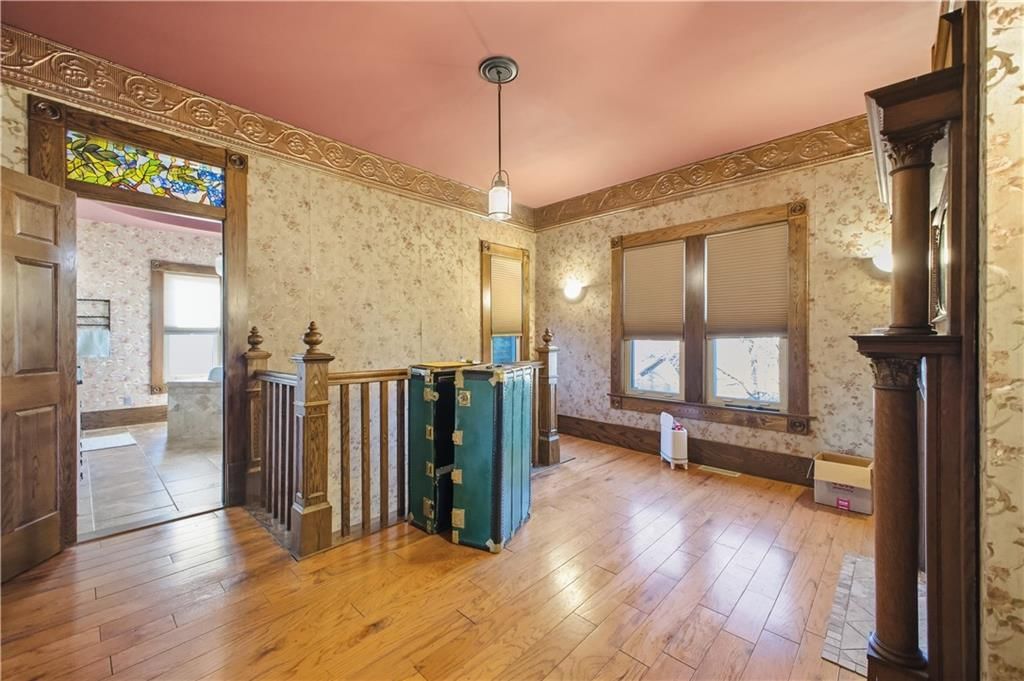 490 E Main Street — photo 37